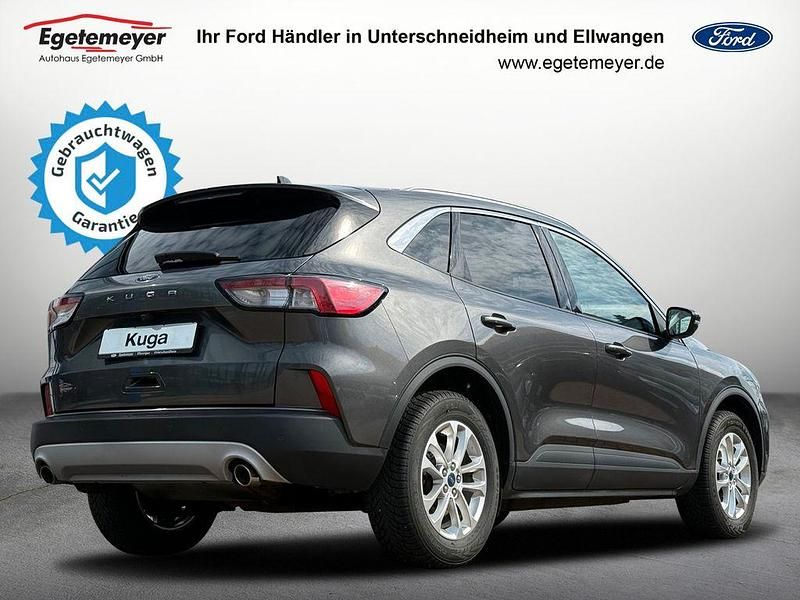 Gebraucht Ford Kuga Titanium 152 PS (111 kW) 2022 Grau SUV