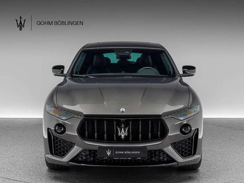 Gebraucht Maserati Levante 430 PS (316 kW) 2025 Grigio maratea SUV