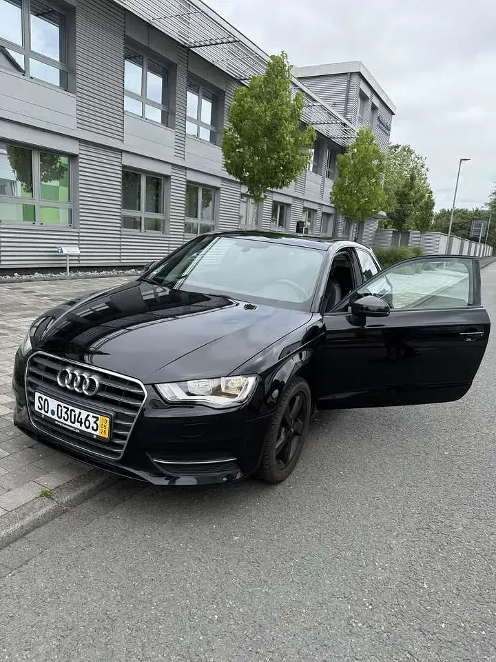 Gebraucht Audi A3 Attraction 125 PS (91 kW) 2016 Limousine