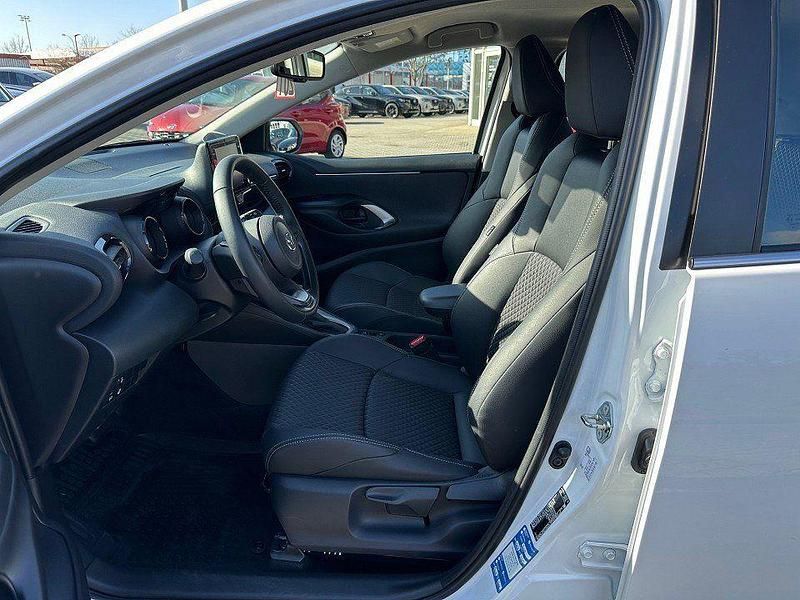 Gebraucht Mazda 2 Comfort 116 PS (85 kW) 2023 Weiß Kleinwagen
