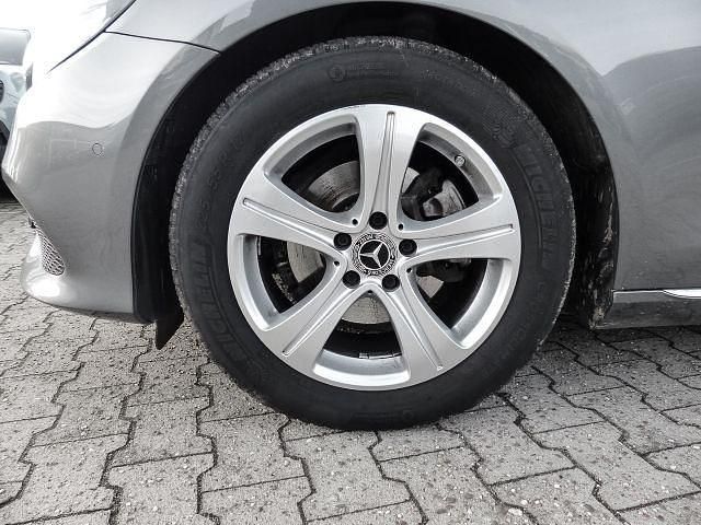 Second-hand Mercedes E200 184 CP (135 kW) 2018 Gri Break