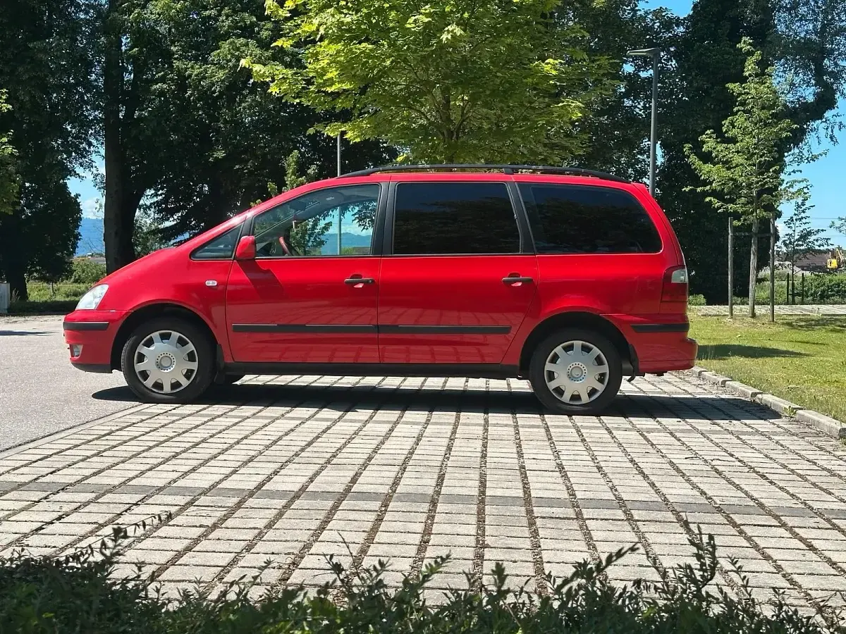 Gebraucht Ford Galaxy 90 PS (66 kW) 2004 Rot Van / Kleinbus