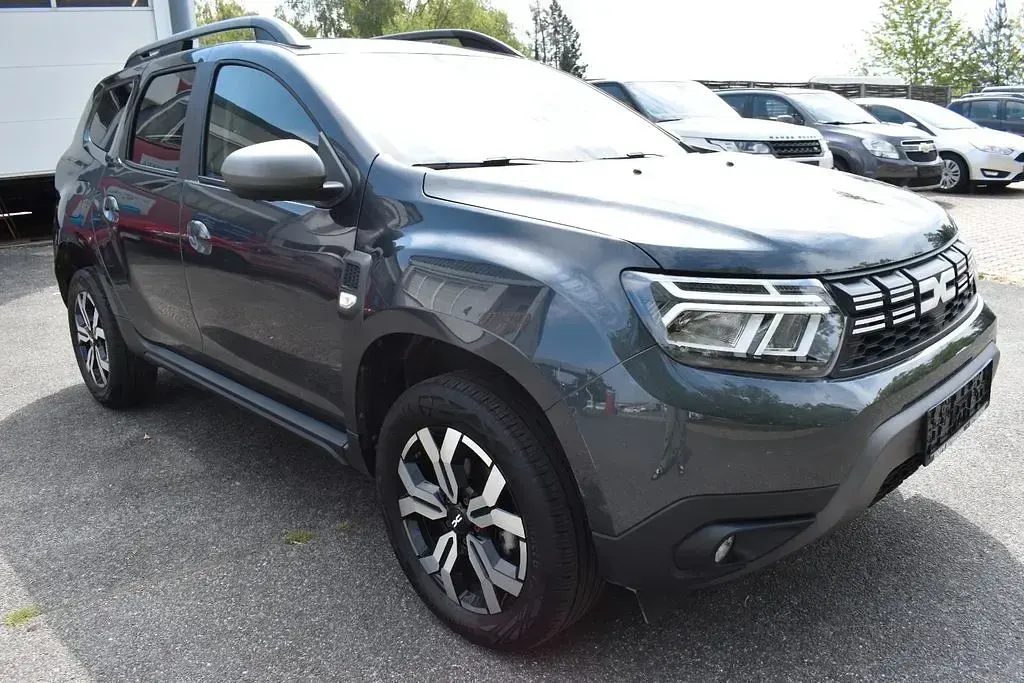 Gebraucht Dacia Duster Journey 150 PS (110 kW) 2023 Grau SUV