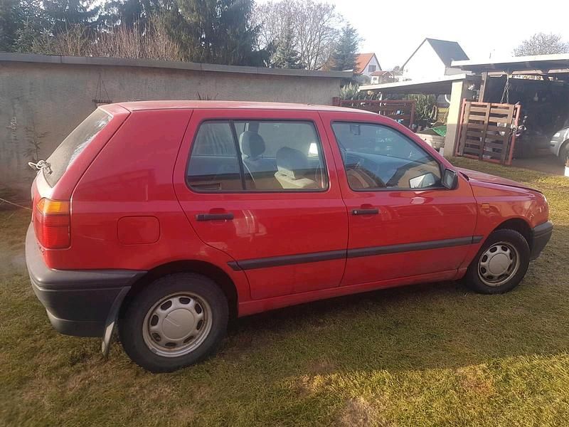 Gebraucht VW Golf III 44 PS (32 kW) 1992 Rot Kleinwagen