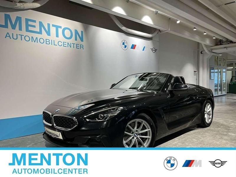 Schwarz Gebraucht 2022 BMW Z4 Advantage Cabrio | 37.890 € (Fairer Preis) - Bild 1/3