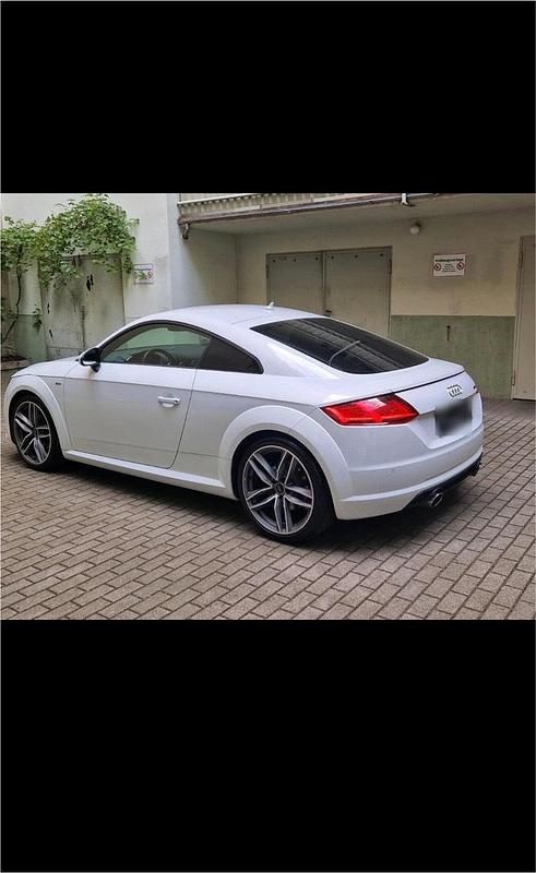 Gebraucht Audi TT S-Line 200 PS (147 kW) 2017 Weiß Coupé