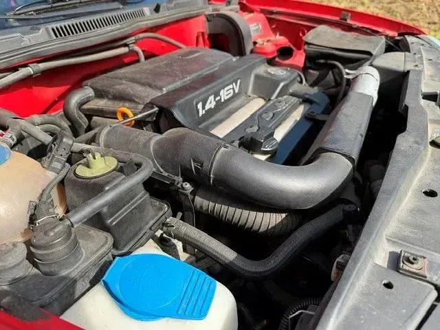 Gebraucht VW Golf III 75 PS (55 kW) 1999 Rot Limousine
