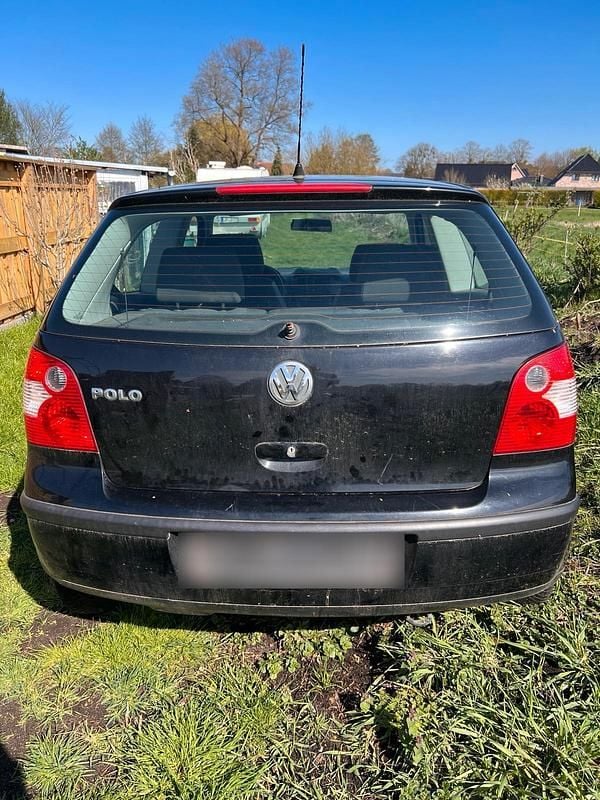 Second-hand VW Polo 55 CP (40 kW) 2003 Negru Hatchback