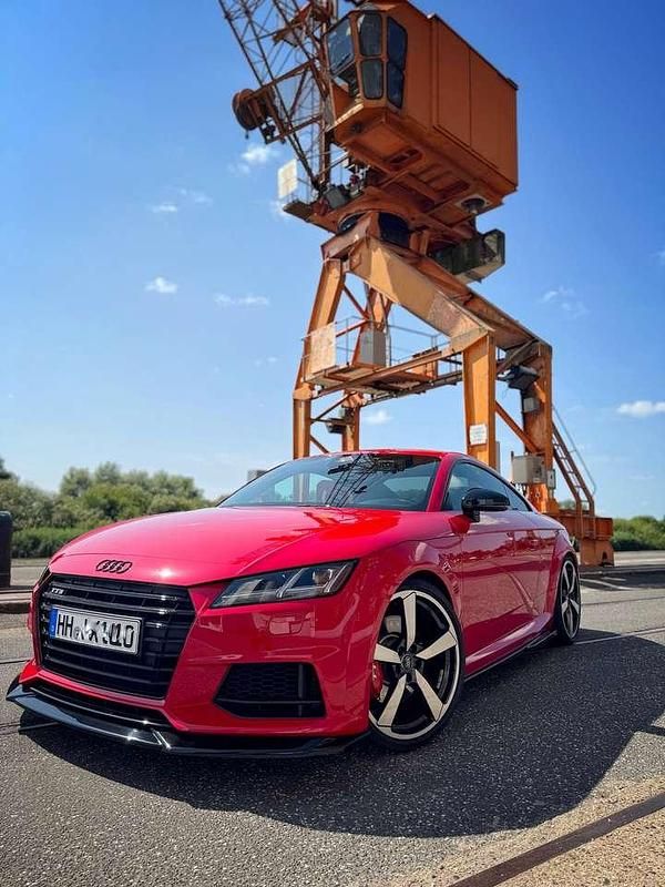 Rot Gebraucht 2017 Audi TTS Sport Coupé | 33.500 € (Fairer Preis) - Bild 1/4