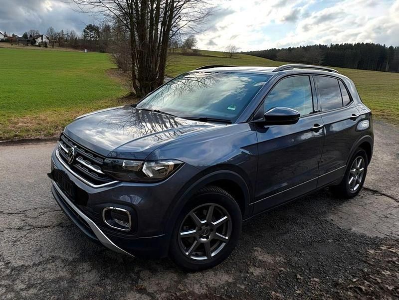 Gebraucht VW T-Cross Active 95 PS (69 kW) 2022 Grau SUV