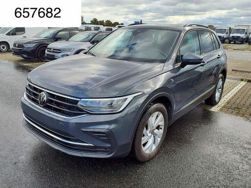 Delfingrau (metallic) Gebraucht 2023 VW Tiguan S SUV | 29.450 € (Superpreis) - Bild 1/4