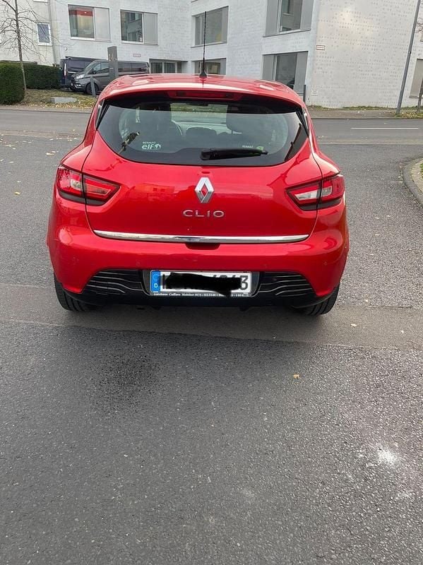 Gebraucht Renault Clio IV Dynamique 120 PS (88 kW) 2014 Rot Kleinwagen