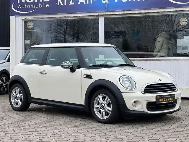 Gebraucht Mini ONE 118 PS (86 kW) 2012 Weiß Kleinwagen