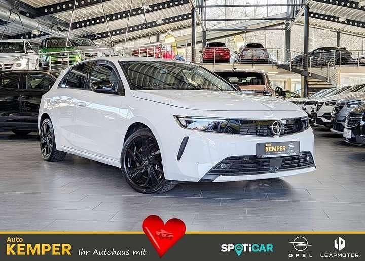 Gebraucht Opel Astra Edition 181 PS (133 kW) 2022 Weiß Limousine