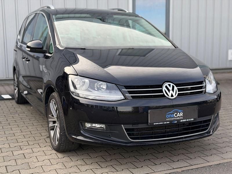 Gebraucht VW Sharan Cup 140 PS (102 kW) 2015 Grau Van / Kleinbus