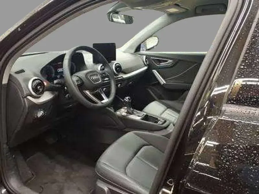 Gebraucht Audi Q2 Advanced 150 PS (110 kW) 2025 Schwarz SUV