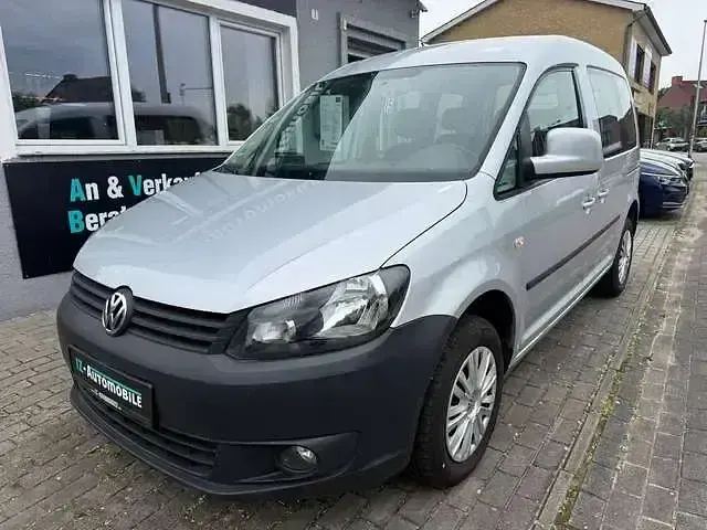 Gebraucht VW Caddy Team 75 PS (55 kW) 2015 Reflexsilber Van / Kleinbus