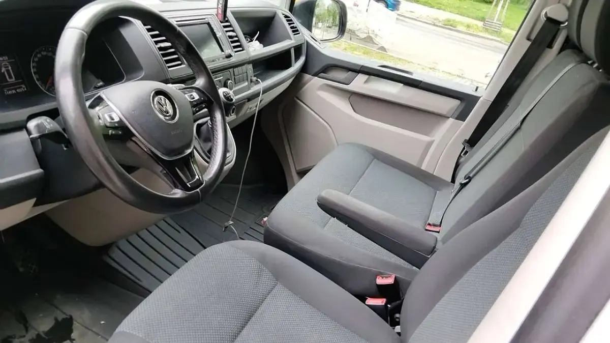 Gebraucht VW Transporter Trendline 102 PS (75 kW) 2017 Weiß Van