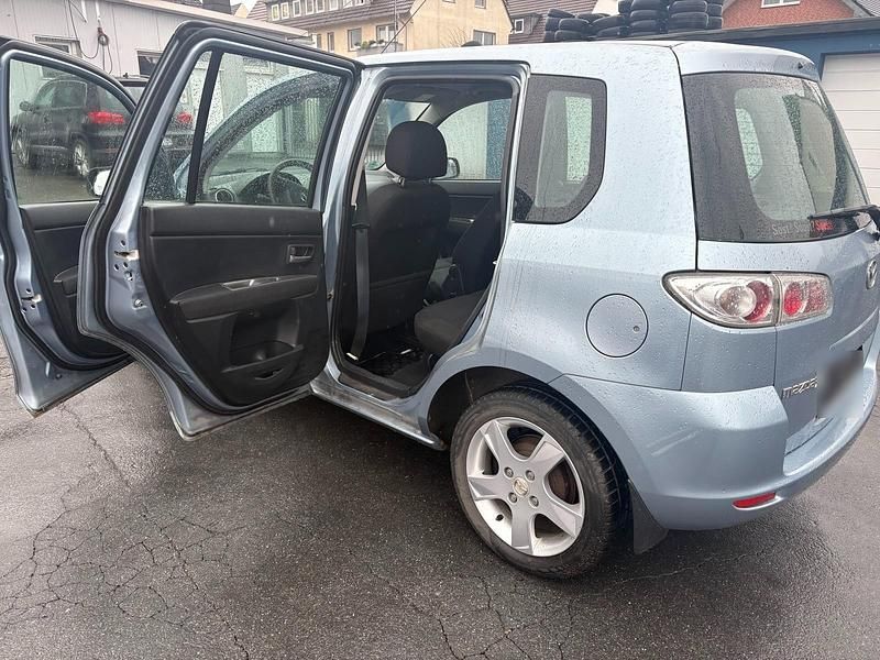 Gebraucht Mazda 2 80 PS (58 kW) 2007 Blau Kleinwagen