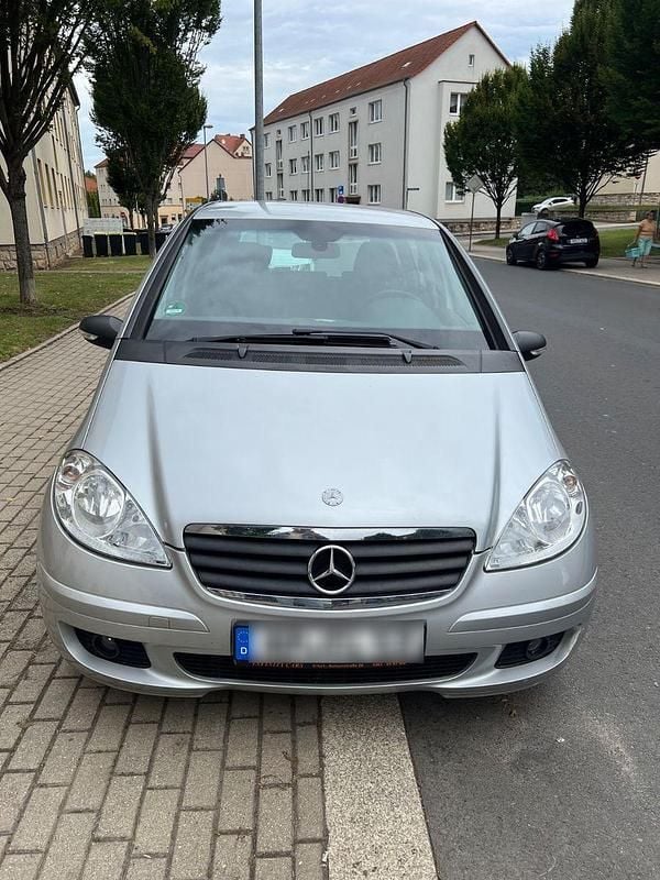 Silber Gebraucht 2005 Mercedes A150 Classic Kleinwagen | 2.999 € (Fairer Preis) - Bild 1/4