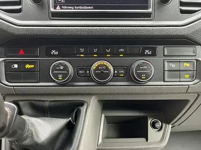 Usata VW Crafter 140 CV (102 kW) 2017 Bianco Furgone