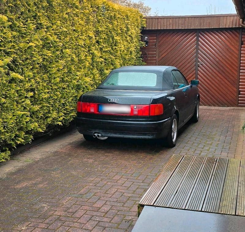 Second-hand Audi A5 174 CP (127 kW) 1993 Negru Cabrio