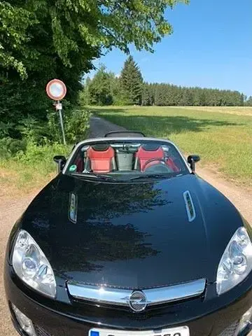 Second-hand Opel GT 264 CP (194 kW) 2009 Negru Cabrio