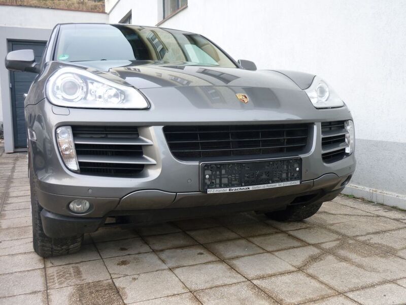 Grau Gebraucht 2009 Porsche Cayenne SUV | 12.999 € (Teuer) - Bild 1/4