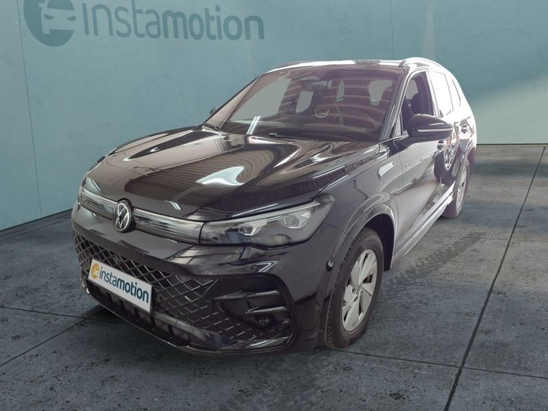 Schwarz Gebraucht 2024 VW Tiguan R-line SUV | 48.240 € (Fairer Preis) - Bild 1/2