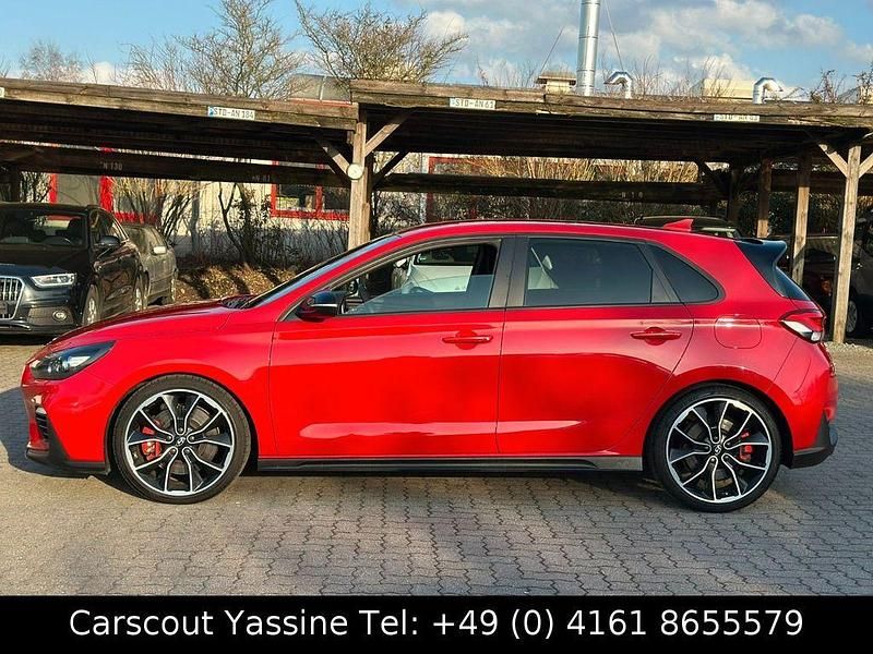 Gebraucht Hyundai i30 N Performance 275 PS (202 kW) 2018 Rot Limousine