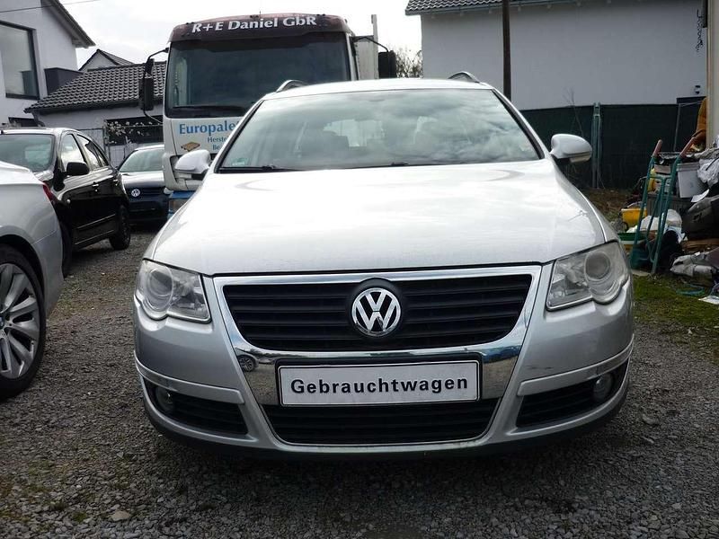 Gebraucht VW Passat 160 PS (117 kW) 2008 Silber Kombi