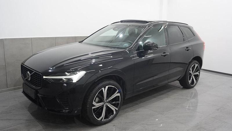 Gebraucht Volvo XC60 Plus 250 PS (183 kW) 2025 Schwarz SUV