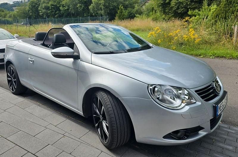 Silber Gebraucht 2010 VW Eos GT Cabrio | 11.500 € (Teuer) - Bild 1/4