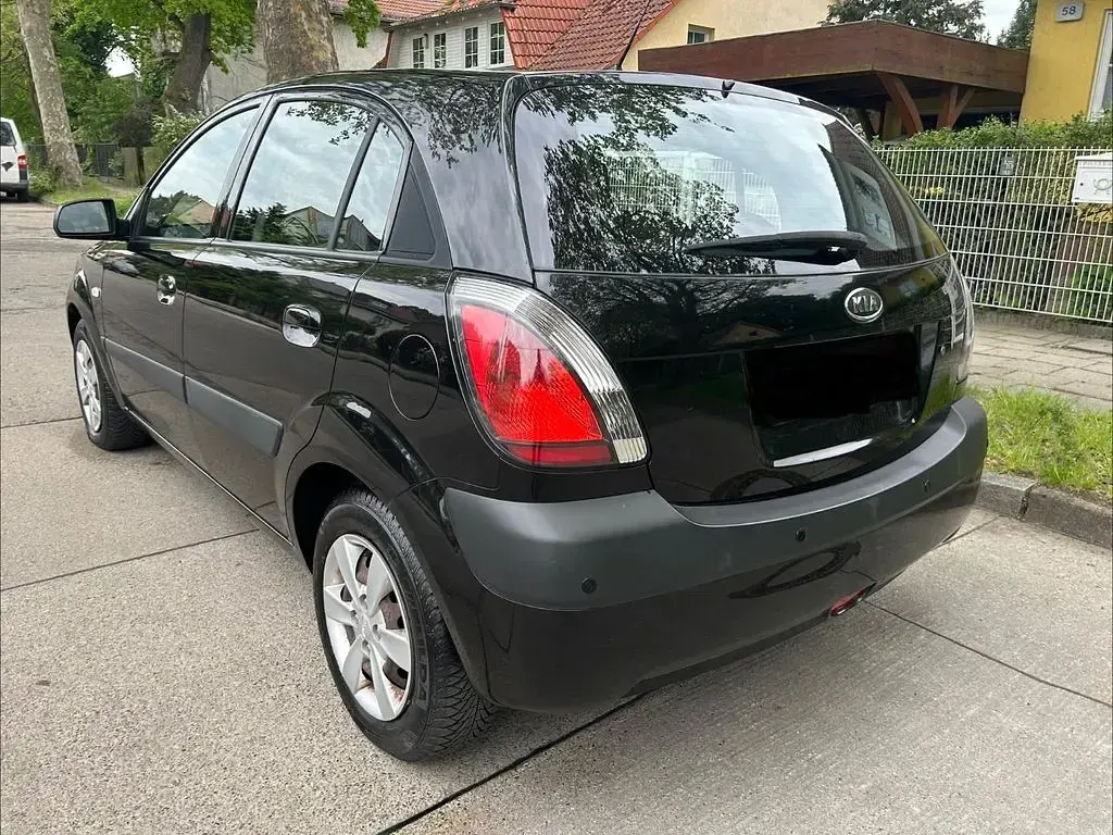 Gebraucht Kia Rio EX 97 PS (71 kW) 2009 Schwarz Limousine