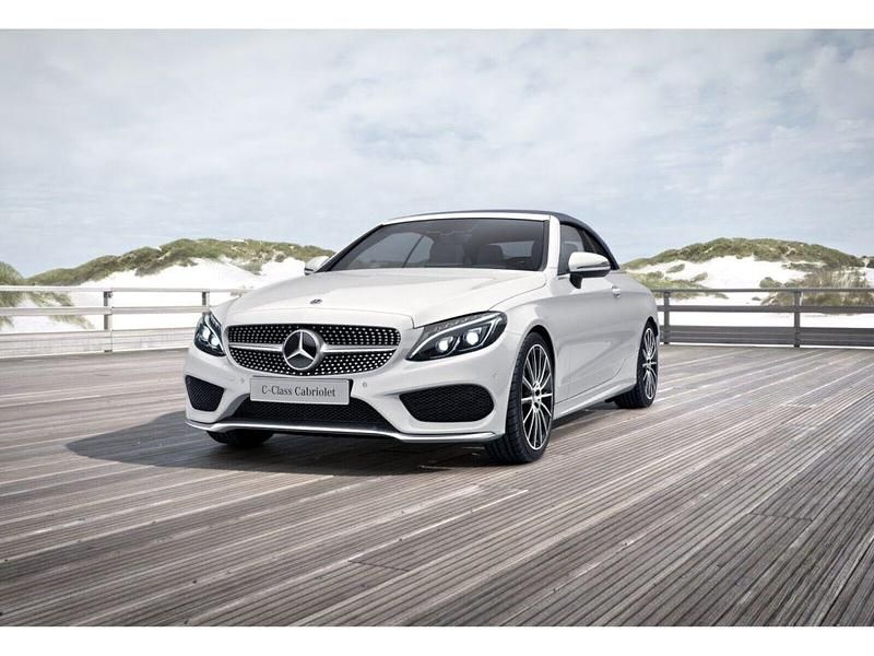 Weiß unilack polarweiß Gebraucht 2017 Mercedes C400 AMG Cabrio | 33.333 € (Fairer Preis) - Bild 1/4