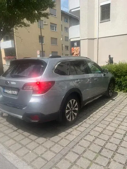 Gebraucht Subaru Outback Active 150 PS (110 kW) 2015 Silber Kombi