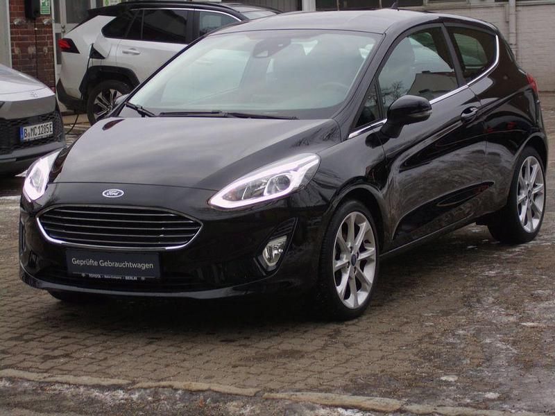 Gebraucht Ford Fiesta Titanium 101 PS (74 kW) 2020 Schwarz Kleinwagen
