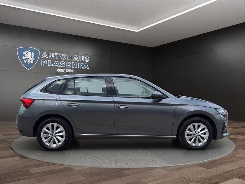 Gebraucht Skoda Scala Selection 116 PS (85 kW) 2024 Graphitegrau metallic Kleinwagen