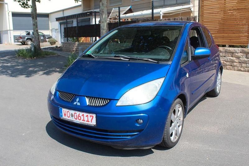 Gebraucht Mitsubishi Colt Inform 75 PS (55 kW) 2006 Blau Limousine