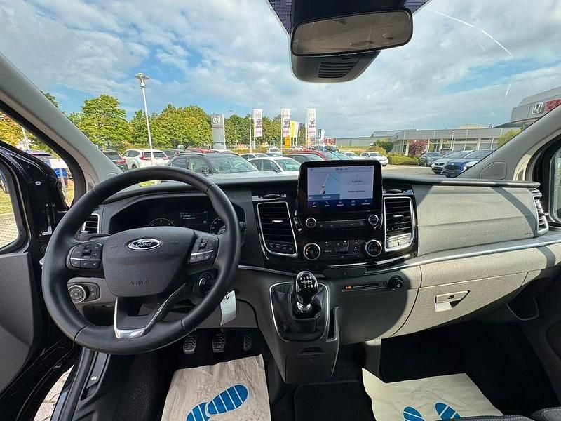 Gebraucht Ford Tourneo Titanium X 150 PS (110 kW) 2022 Obsidianschwarz metallic Van / Kleinbus