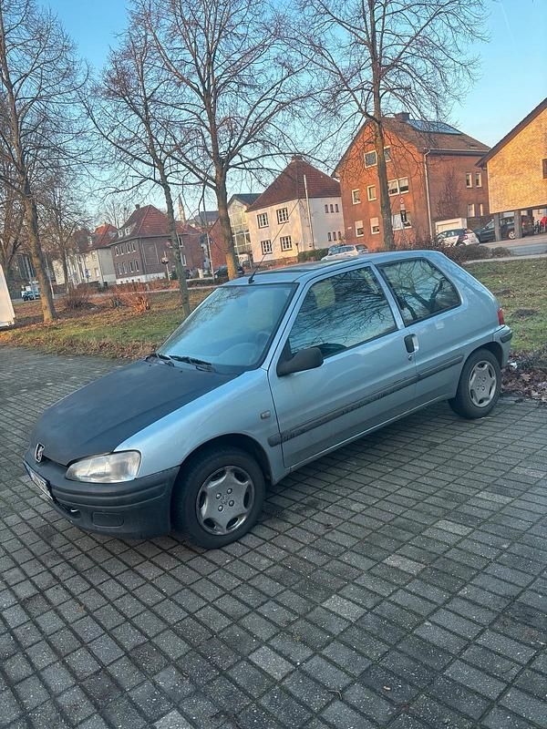 Andere farben Gebraucht 2001 Peugeot 106 Kleinwagen | 1.100 € (Fairer Preis) - Bild 1/4
