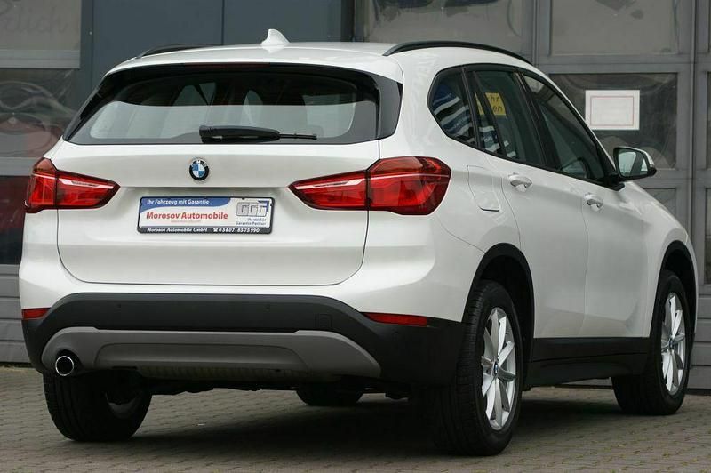 Gebraucht BMW X1 Advantage 150 PS (110 kW) 2017 Mineralweiß metallic (metallic) SUV