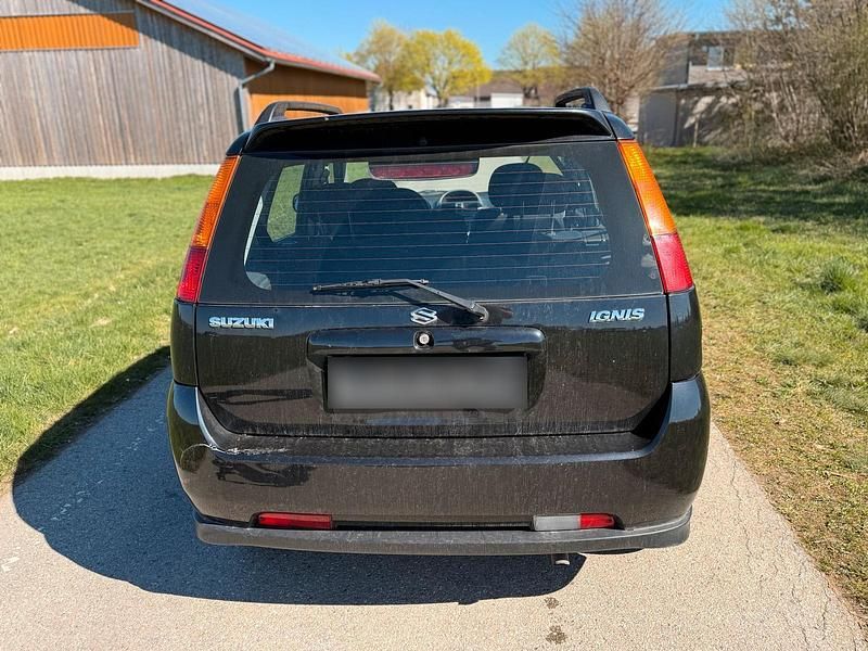 Second-hand Suzuki Ignis 94 CP (69 kW) 2006 Negru Hatchback