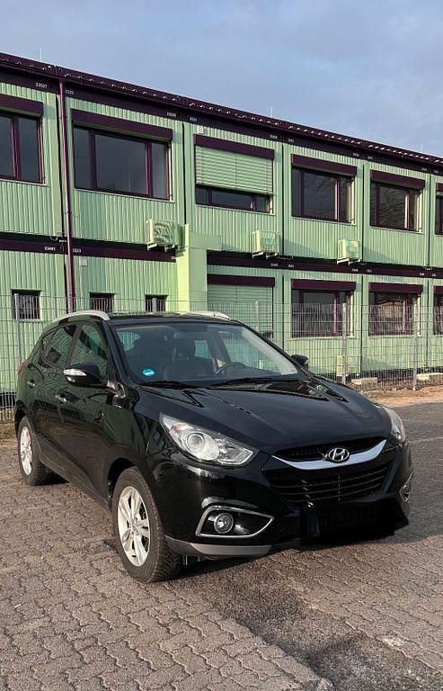 Gebraucht Hyundai ix35 Classic 135 PS (99 kW) 2013 Schwarz SUV