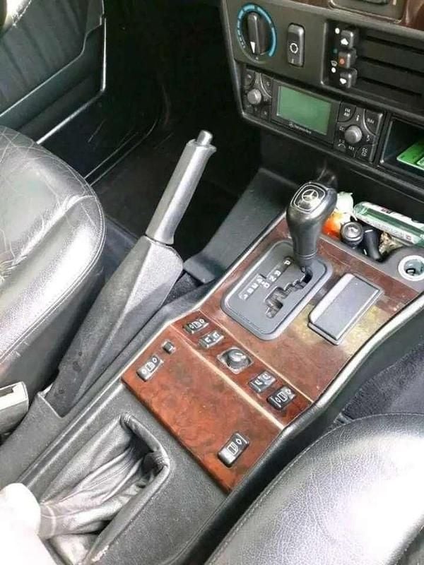 Gebraucht Mercedes G300 177 PS (130 kW) 1998 Grün SUV