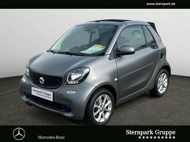 Grau Gebraucht 2019 Smart ForTwo Cabrio Passion Cabrio | 18.980 € (Teuer) - Bild 1/4
