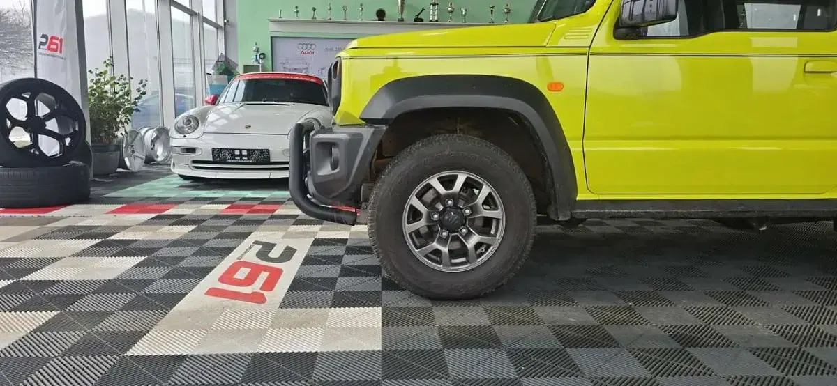 Gebraucht Suzuki Jimny Comfort+ 102 PS (75 kW) 2018 Grün SUV