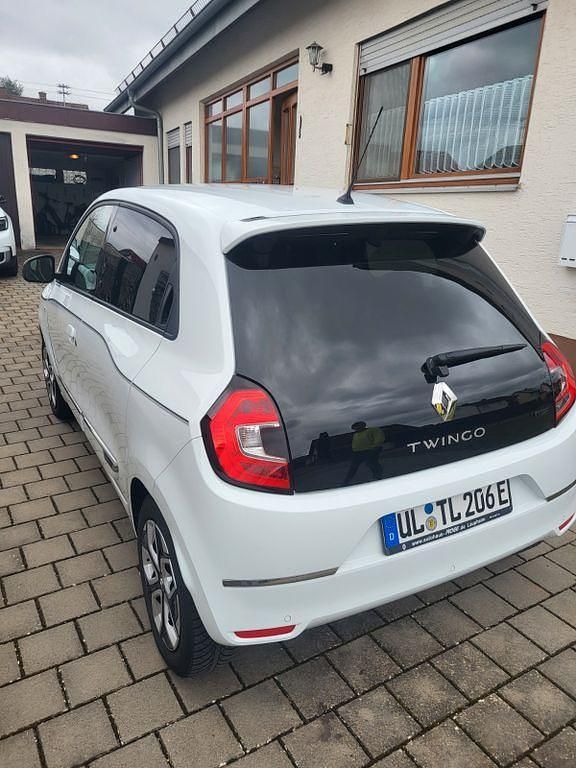 Gebraucht Renault Twingo Techno 60 kW (82 PS) 2023 Weiß Kleinwagen