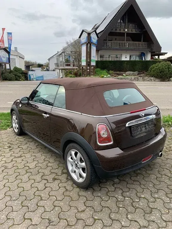 Gebraucht Mini Cooper Cabriolet 122 PS (89 kW) 2010 Braun Cabrio