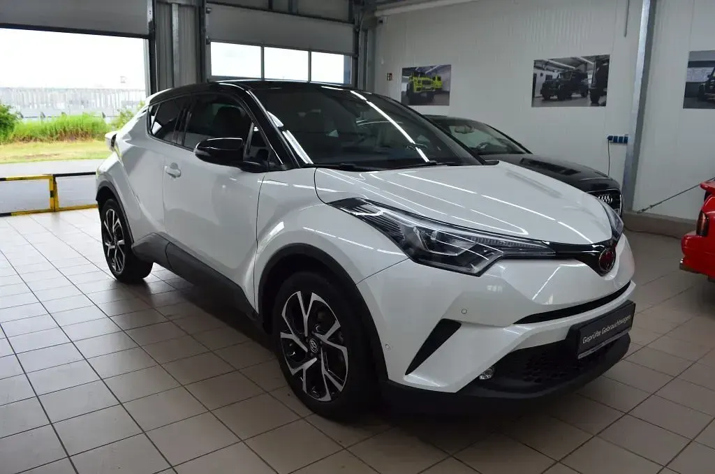Gebraucht Toyota C-HR Style 116 PS (85 kW) 2016 Weiß SUV